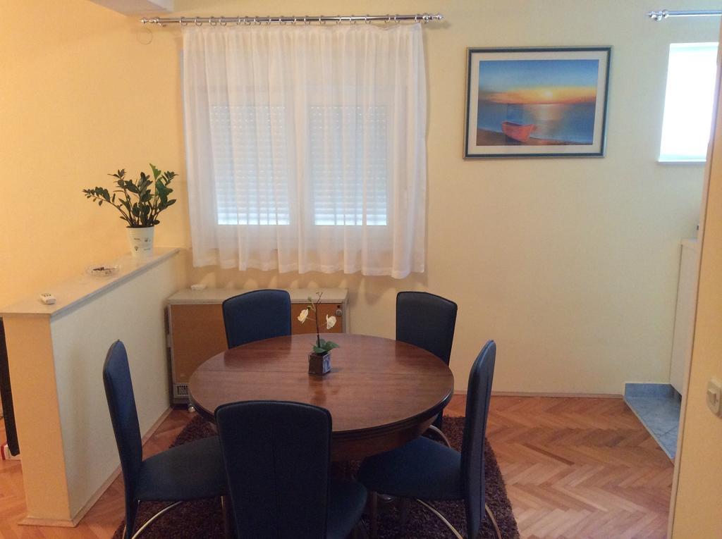 Apartment Satus Podstrana Buitenkant foto